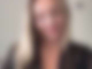 chloekiss's Live Sex Cam Show