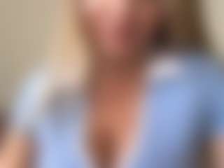 chloekiss's Live Sex Cam Show