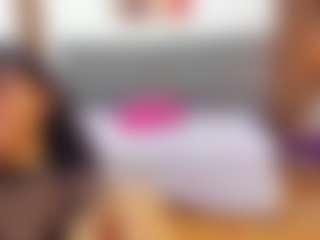 Live cam show with iisabella-noa - Eating Pussy on luckytryst.com