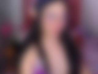 Nahia-Brm's Live Sex Cam Show