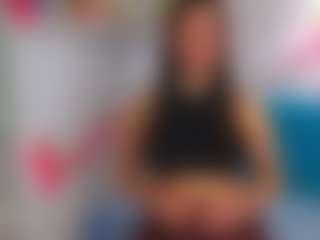 Live cam show with RefugioSlomba - New Sexwebcam on SpunkLive