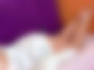 Live cam show with RefugioSlomba - Blue Eyes on nudelive.tv