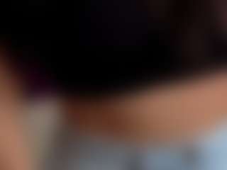 Live cam show with RefugioSlomba - Domination on Camsoda