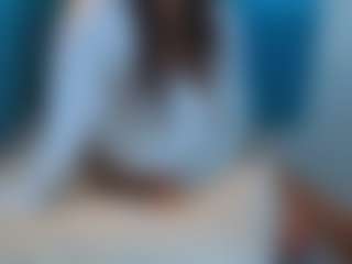 Live cam show with RefugioSlomba - Blue Eyes on Camsoda