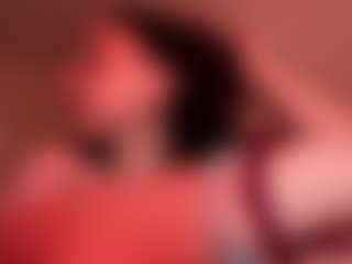 Live cam show with Helen - Public Curvy on live18s.com
