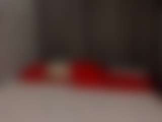 Live cam show with kikipeachhh - Blue Eyes on Dolls Live