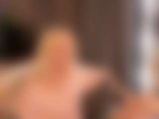 Live cam show with kikipeachhh - Flashing on Camsoda Late Night