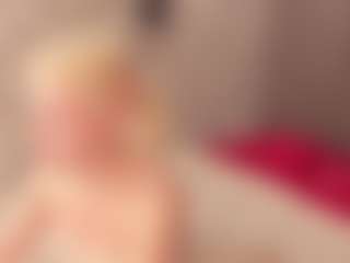 kikipeachhh's Live Sex Cam Show