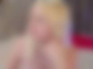 kikipeachhh's Live Sex Cam Show