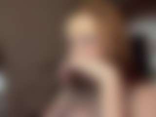 Live cam show with LuciWoolhouse - College Teen (18+) on Adult Interactions