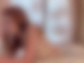 Live cam show with LuciWoolhouse - Brown Eyes Mature on StripNow