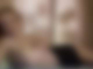 LuciWoolhouse MILF webcam performer live streaming