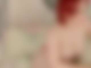 Live cam show with Red-RoxyFoxy - Smoking on sexytreat.net