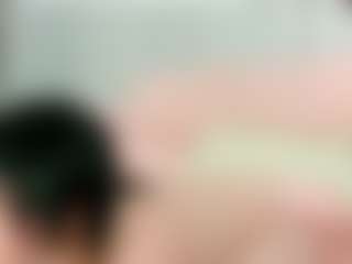 Live cam show with Red-RoxyFoxy - Thick on studioflirtlive.com