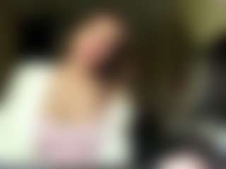Live cam show with YadiraSwarm - Moaning on realtime-chat