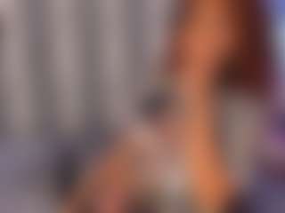 Live cam show with DannaGlow - Amateur on Uber Horny