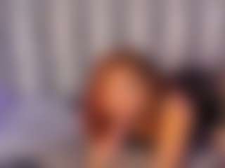 DannaGlow's Live Sex Cam Show