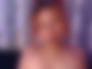 DannaGlow's Live Sex Cam Show
