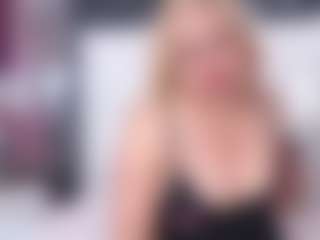 HunterBella's Live Sex Cam Show