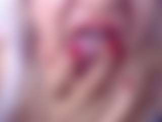 Live cam show with HunterBella - Small Tits Mature on Dare Cams