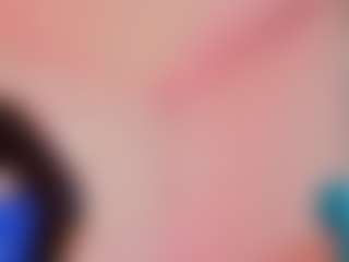 mariana-tay MILF webcam performer live streaming