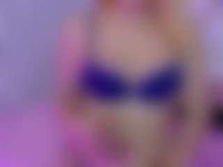 pretty-tay's Live Sex Cam Show