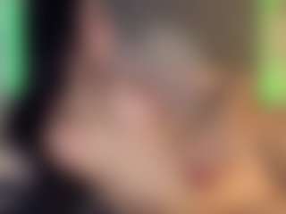 Live cam show with SweetBlaire - Tease on milfzrlive.com