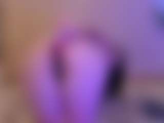 ZoeMillerx's Live Sex Cam Show