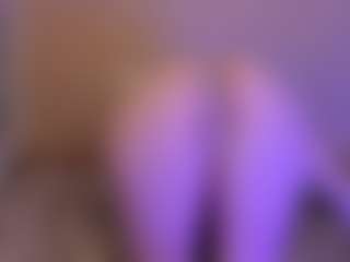 ZoeMillerx's Live Sex Cam Show
