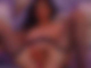 Live cam show with amynaxxx - Strapon on CamwithHer