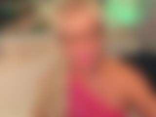 Live cam show with AnnaCoolidge - New BBW on fuklive.com