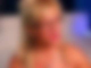 AnnaCoolidge MILF webcam performer live streaming