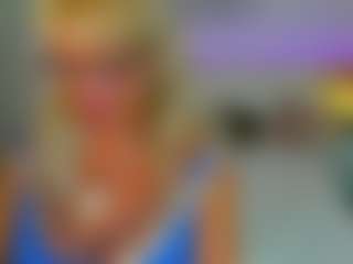 Live cam show with AnnaCoolidge - Granny MILF on Camsoda