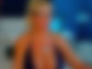 Live cam show with AnnaCoolidge - Granny Blonde Hair on Camsoda