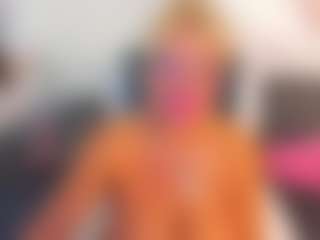Live cam show with AnnaCoolidge - Oil on Free Soda