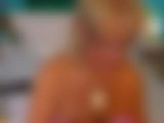 Live cam show with AnnaCoolidge - Granny on Adult Interactions