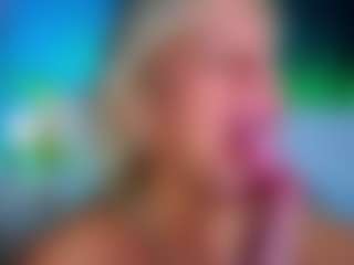 Live cam show with AnnaCoolidge - Oil on livesexfox.com