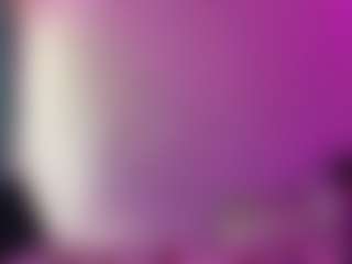 Live cam show with Lily - Lesbian on StripNow
