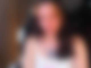 Live cam show with Elisa-Reev1s - Upskirt on TeamSkeetLive