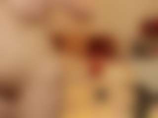 HoneylenaXS's Live Sex Cam Show