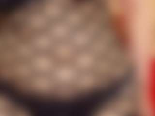 Live cam show with HoneylenaXS - Middle Aged on Streamer API