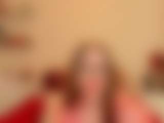 Live cam show with HoneylenaXS - Middle Aged on Camsoda