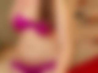 Live cam show with HoneylenaXS - Mature on Camsoda