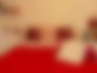 HoneylenaXS's Live Sex Cam Show