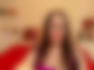 Live cam show with HoneylenaXS - Middle Aged on Camsoda Late Night