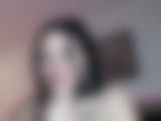 Kira-kirkros's Live Sex Cam Show