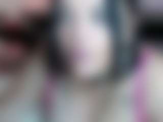 Live cam show with Kira-kirkros - Blue Eyes on madthumbs