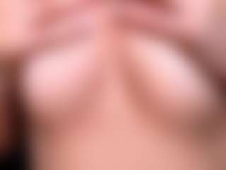 Live cam show with MatildeSchaalma - Redbone on Camsoda