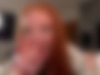 Live cam show with MatildeSchaalma - Redbone on camgirlchat.live