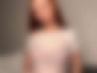 Live cam show with MatildeSchaalma - Petite on TeamSkeetLive